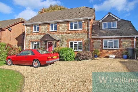 undefined, The Boltons, Wootton