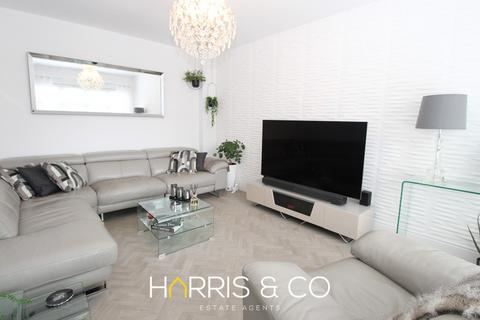 12 Admiral Close, Fleetwood, FY7 6HB