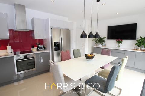 12 Admiral Close, Fleetwood, FY7 6HB