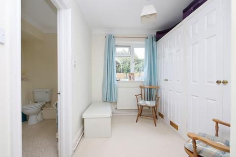 undefined, Beau Vista, Stalbridge