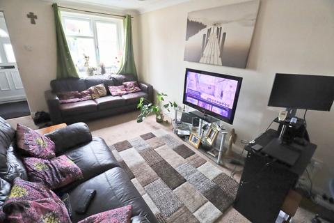 2 bedroom semi-detached house for sale, Waveney Close, Hinckley, Leicestershire, LE10 0BN