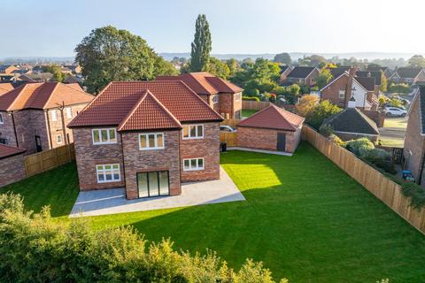 5 bedroom detached house to rent, Saxty Way, Sowerby, Thirsk, YO7