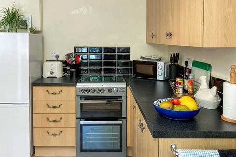 1 bedroom detached house to rent, Bunkers Lane, Rookley, PO38