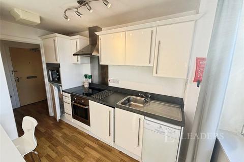 Flat to rent, High Street, Southampton, Hampshire, SO14