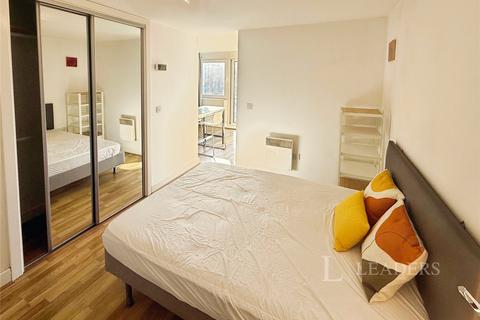 Flat to rent, High Street, Southampton, Hampshire, SO14