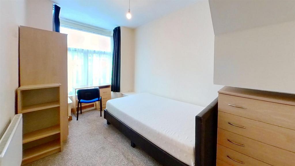 2-Arley-Road-Bedroom