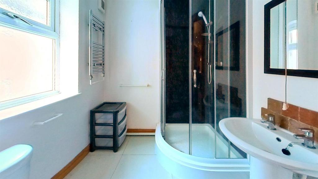 2-Arley-Road-Bathroo