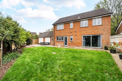 4 bedroom detached house for sale, Birchen Close, Reading RG8