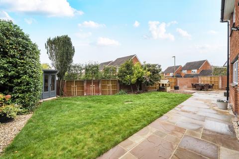 4 bedroom detached house for sale, Birchen Close, Reading RG8