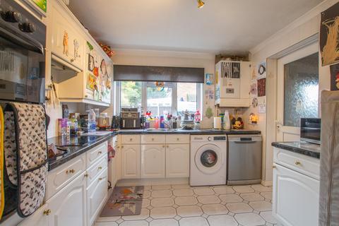 undefined, Lilac Close, Reading RG8