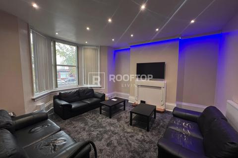 8 bedroom house to rent, Bainbridge Road, Leeds LS6