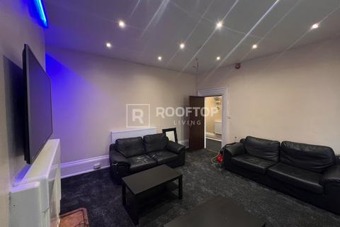 8 bedroom house to rent, Bainbridge Road, Leeds LS6