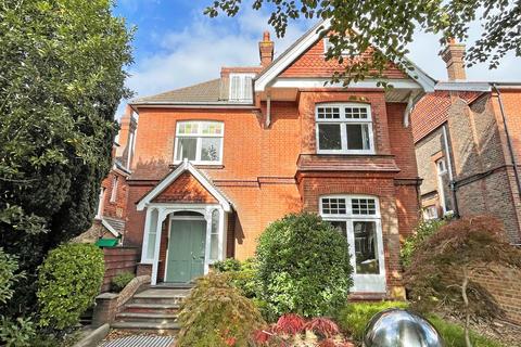 2 bedroom flat for sale, Harrington Road, Brighton BN1