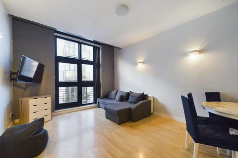 undefined, Henry Street, L1