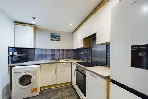 undefined, Henry Street, L1