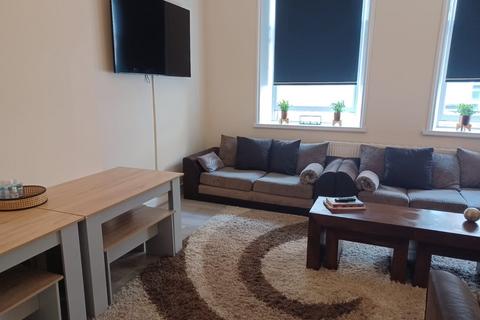 2 bedroom flat to rent, Victoria Street, L2