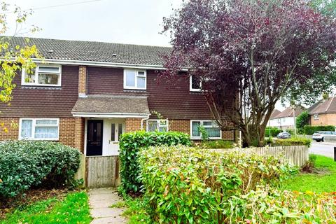 2 bedroom apartment for sale, Blackthorn Place, Cedar Way, Guildford, Surrey, GU1