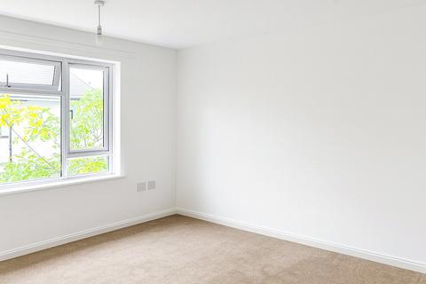 2 bedroom apartment for sale, Blackthorn Place, Cedar Way, Guildford, Surrey, GU1
