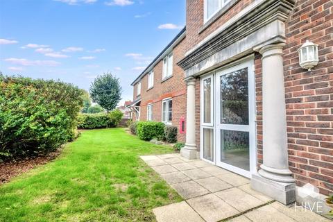 2 bedroom flat for sale, Wessex Road, Dorchester DT1