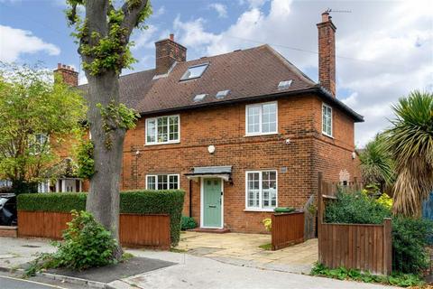 Yew Tree Road, London W12