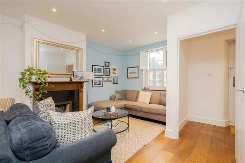 undefined, Yew Tree Road, London W12