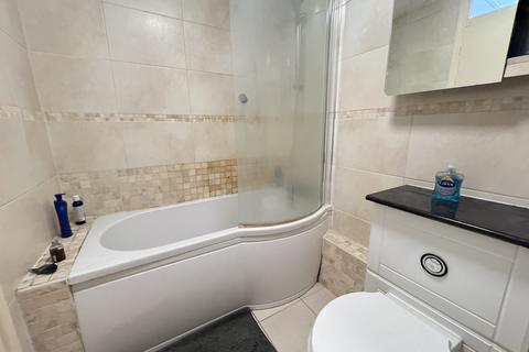 undefined, Harefields, Room 1, OX2