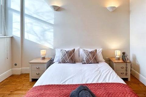 3 bedroom flat to rent, Carlton Road, Manchester, Greater Manchester, M16