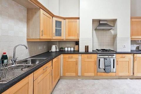 3 bedroom flat to rent, Carlton Road, Manchester, Greater Manchester, M16