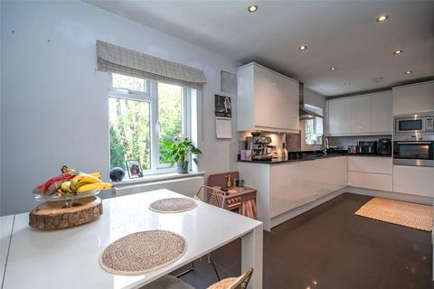 4 bedroom maisonette for sale, Cholmeley Park, Highgate, London N6