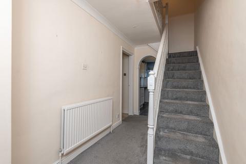 3 bedroom end of terrace house for sale, Main Street, Leeds LS15