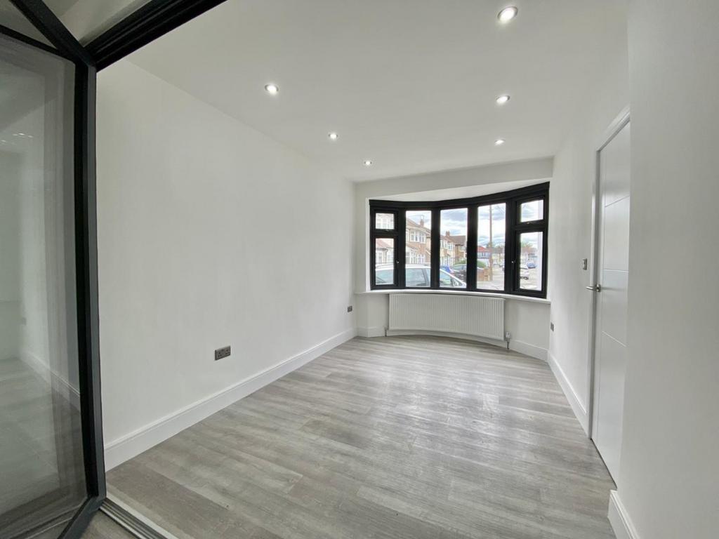 Thumbnail IMG 1003.jpg