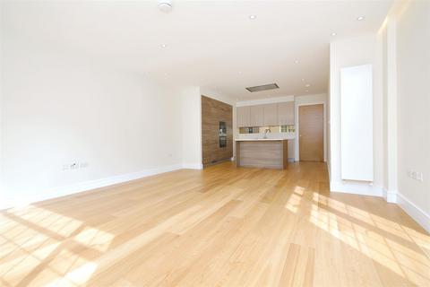 undefined, Beechcroft Avenue, Golders Green, London, NW11