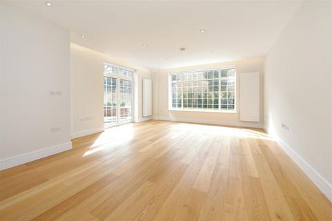 undefined, Beechcroft Avenue, Golders Green, London, NW11