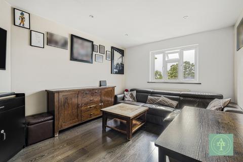 undefined, Chaseville Park Road, Winchmore Hill, London, N21