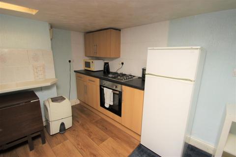 2 bedroom flat to rent, Cowley Road, Oxford