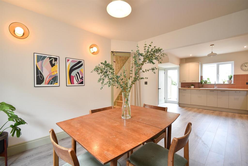 Open plan kitchen/diner