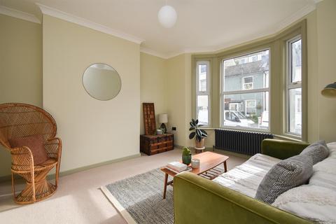 4 bedroom terraced house for sale, Manor Road, Hastings