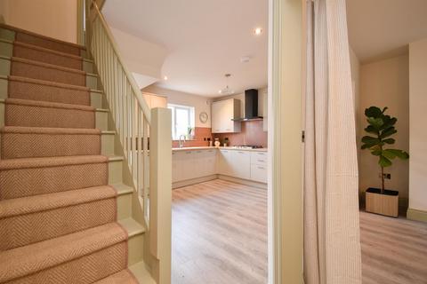 4 bedroom terraced house for sale, Manor Road, Hastings