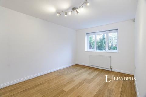 5 bedroom semi-detached house to rent, Hersham Road, Hersham, Walton-on-Thames, KT12