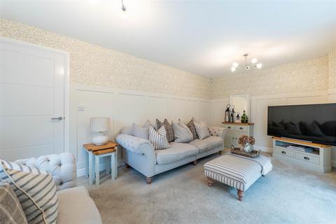3 bedroom detached house for sale, Oak Leaf Drive, Bamber Bridge, Preston