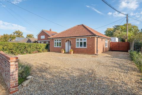 undefined, New Road, Hethersett