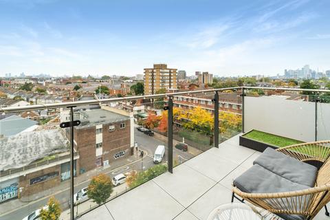 2 bedroom apartment for sale, Matthias Road, London, N16