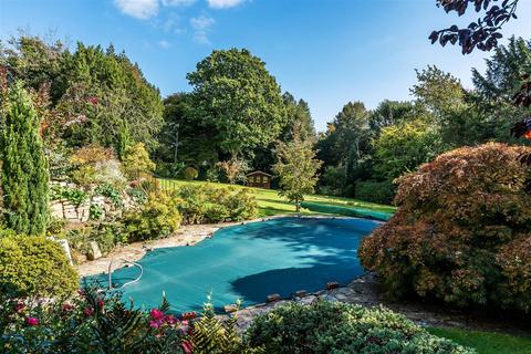 2 bedroom apartment for sale, West Hill, Oxted