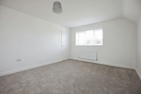 3 bedroom house to rent, Marram Crescent, Harpole, Northampton, NN7