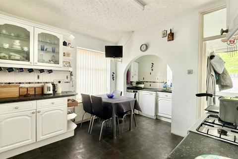4 bedroom detached house for sale, Furze Hill Road, Ilfracombe EX34