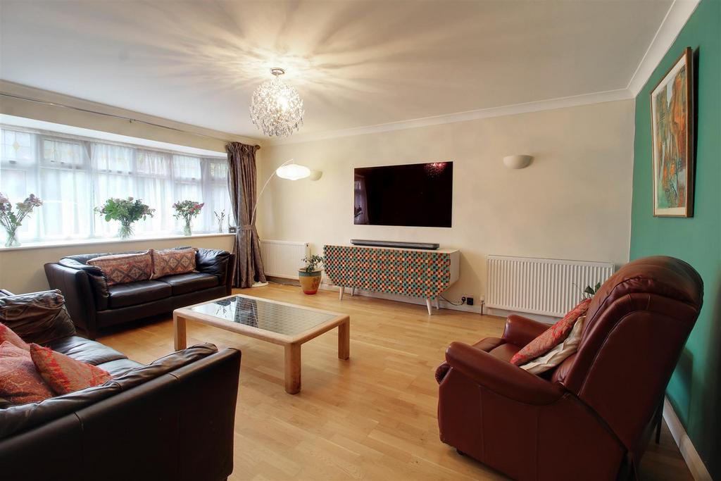 IMG 9886-IMG 9888.jpg