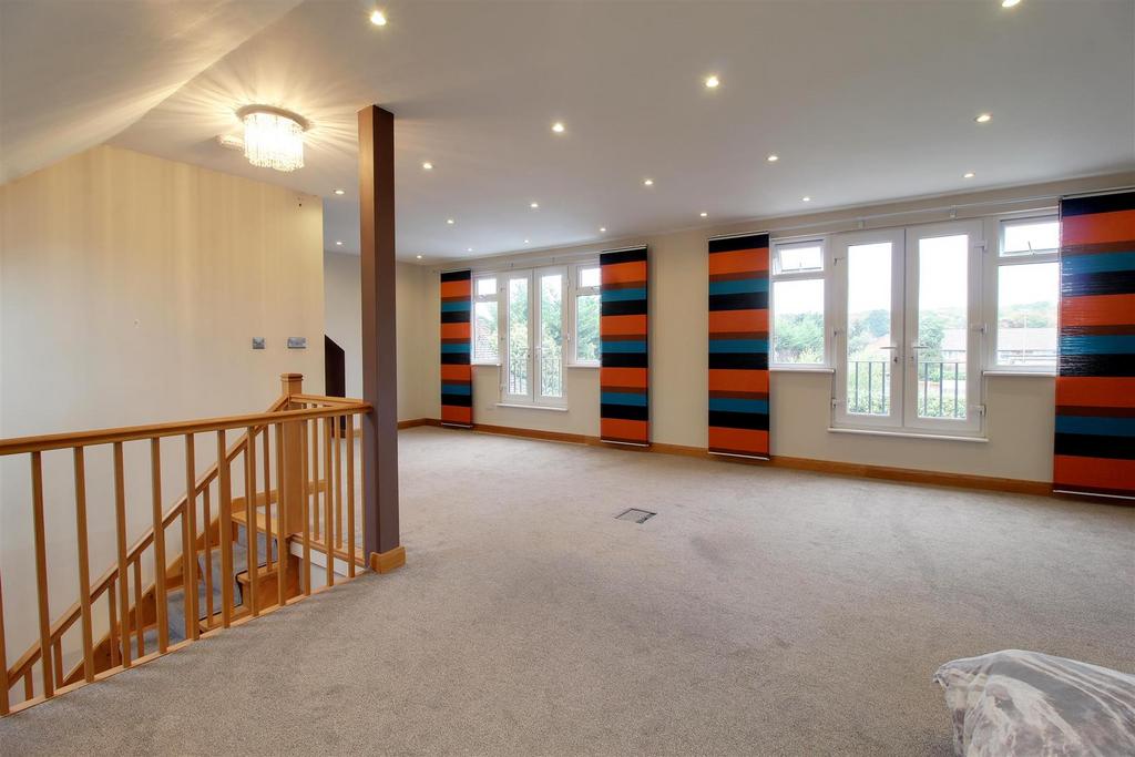 IMG 9862-IMG 9864.jpg