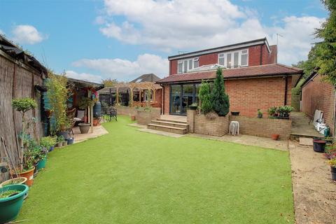 undefined, Dixons Hill Road, Welham Green AL9