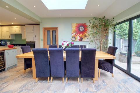 undefined, Dixons Hill Road, Welham Green AL9