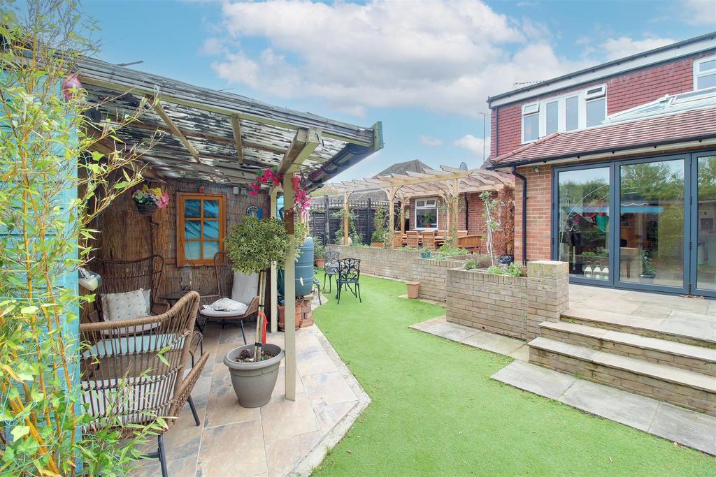 IMG 9832-IMG 9834.jpg